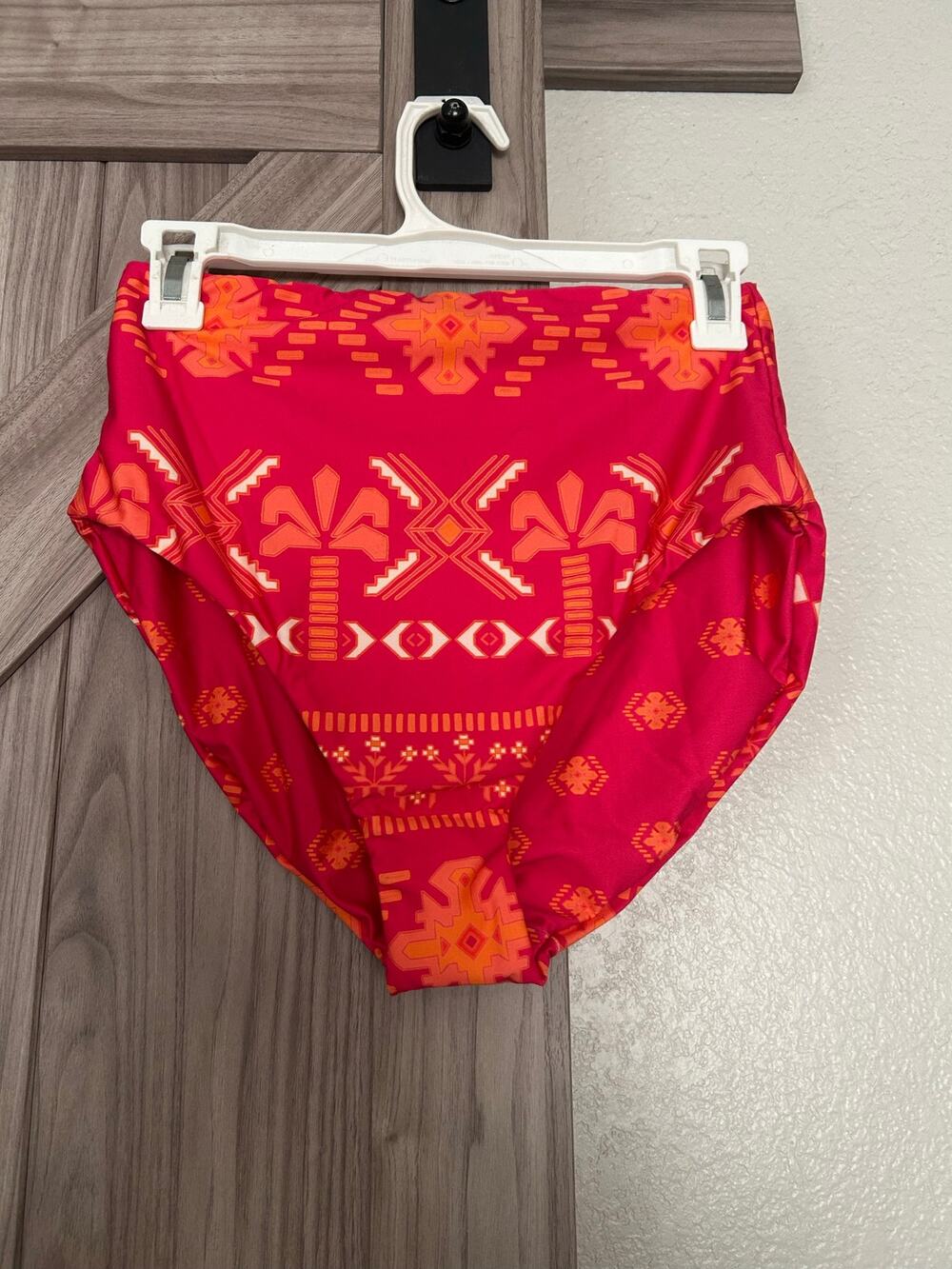 NWT Hermoza Tribal Gone West Vanessa bottoms 8